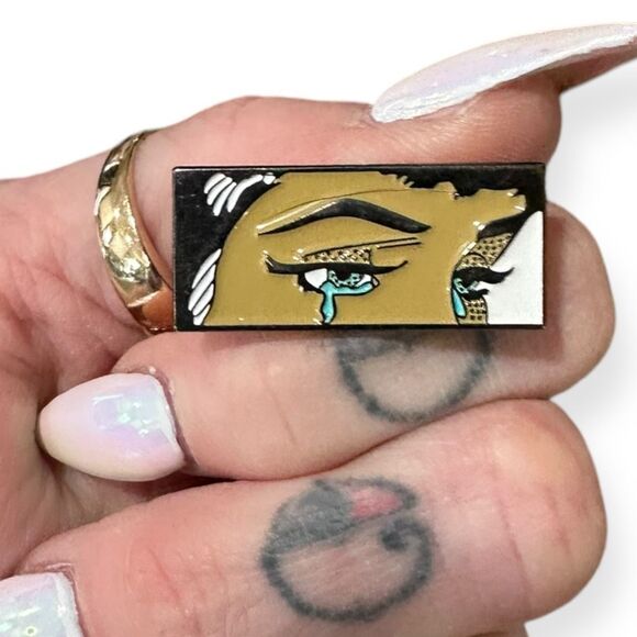 ⭐2 for $14⭐ ⭐3 for $18⭐ ❤ MIX AND MATCH!❤ CARTOON CRYBABY enamel pin - Picture 1 of 1